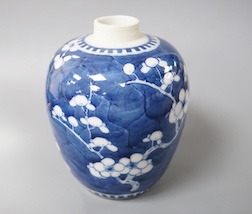 A Chinese blue and white prunus jar, 19th century, 13cm